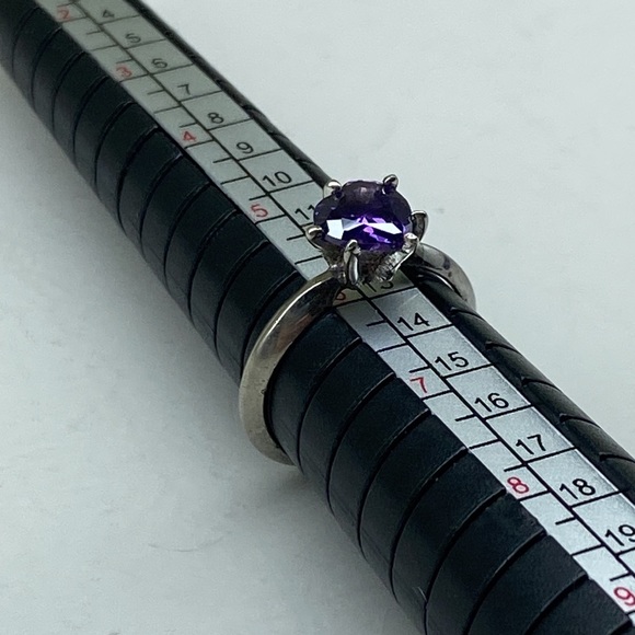 Sterling Silver Purple Heart Gemstone Ring - Picture 8 of 10